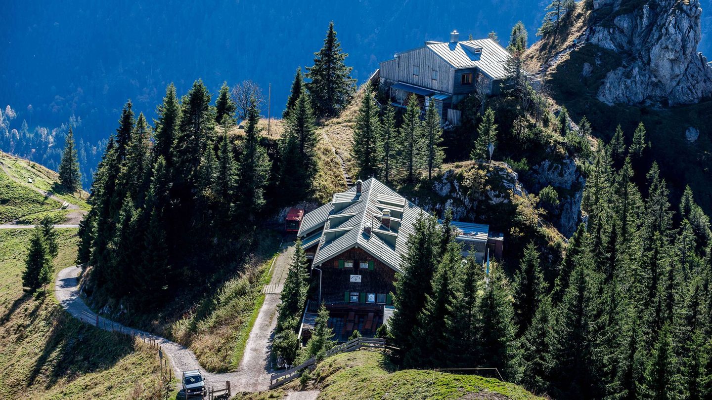 Laut Polizei war der Wanderer nahe dem August-Schuster-Haus in Unterammergau unterwegs, als er schwer stürzte. (Archivbild) Foto