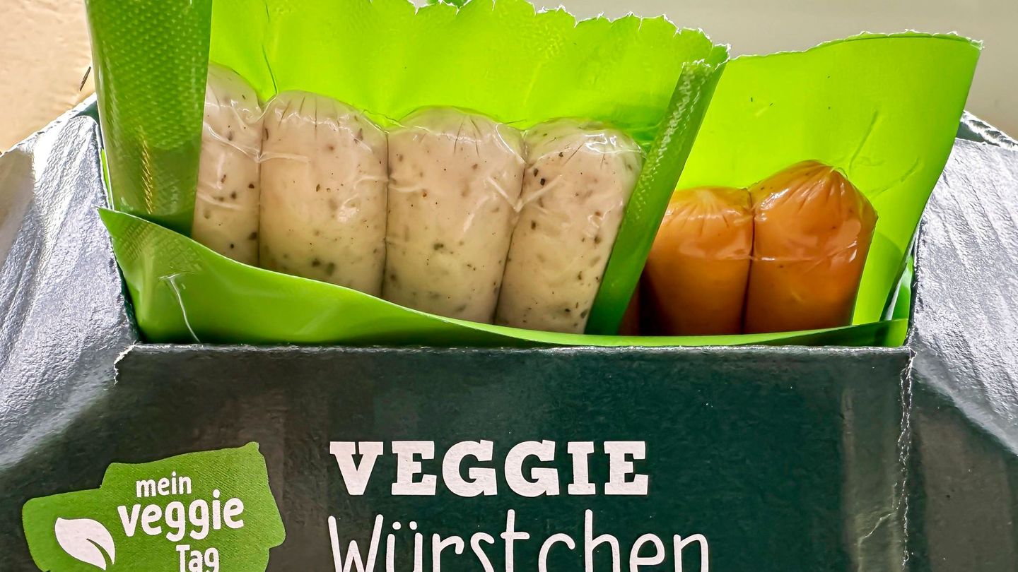 Dürfen Veggie-Würstchen so heißen? Eine Gesetzes-Initiative auf EU-Ebene hat breite Empörung ausgelöst.