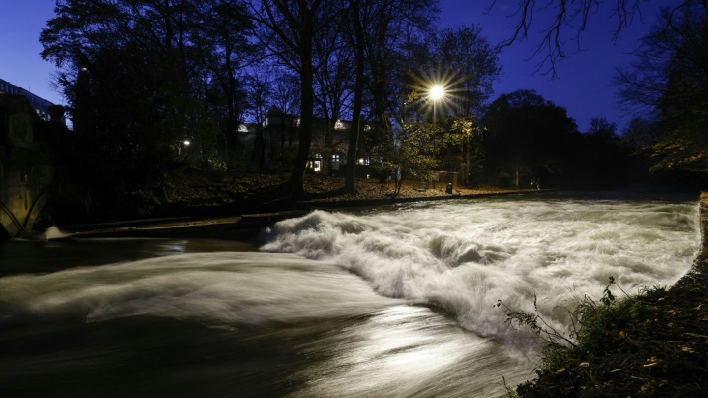 Eisbach auf Höhe der verschwundenen Welle