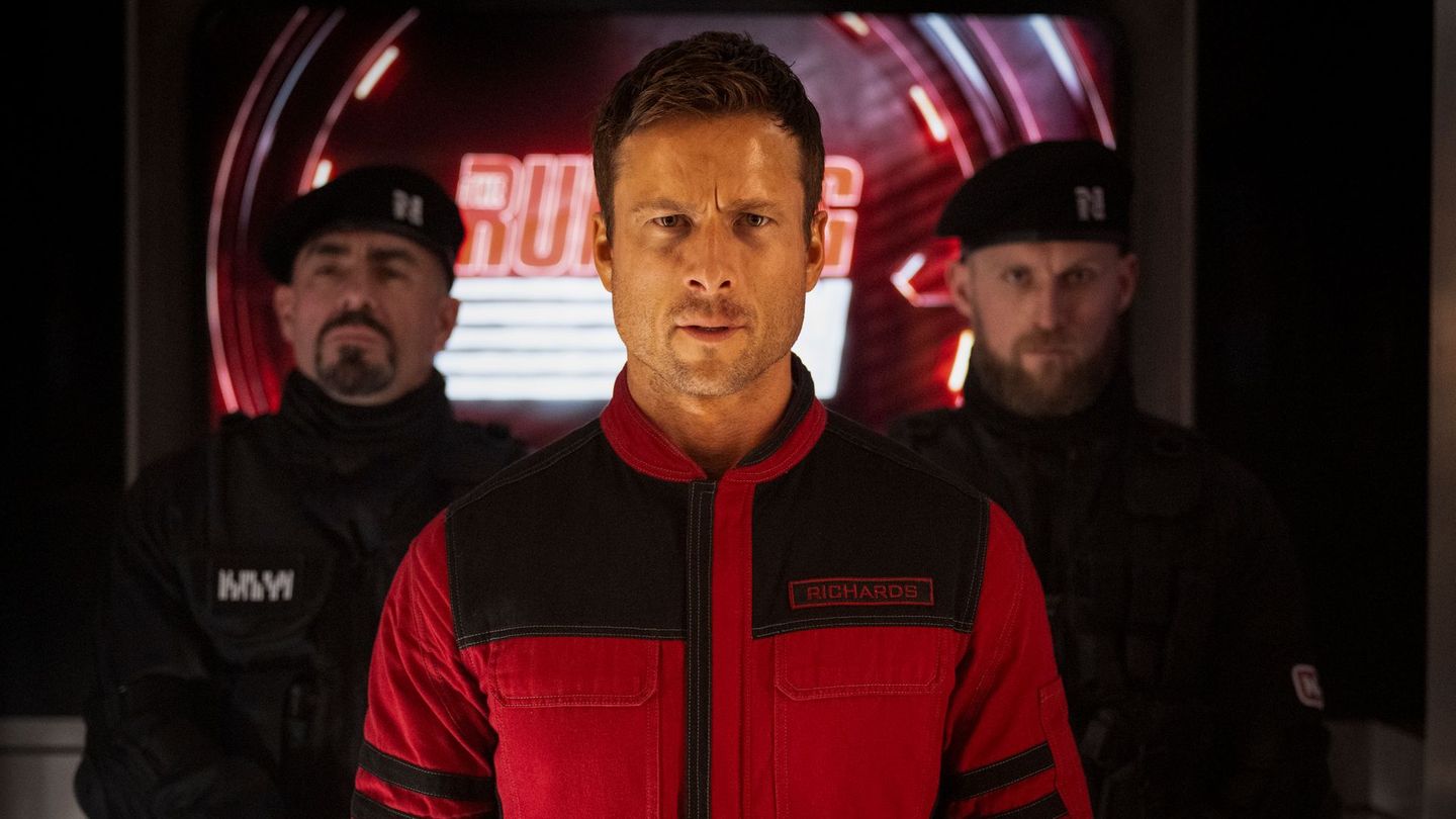 Der verzweifelte Ben Richards (Glen Powell, Mitte) stellt sich dem Spiel um Leben und Tod.