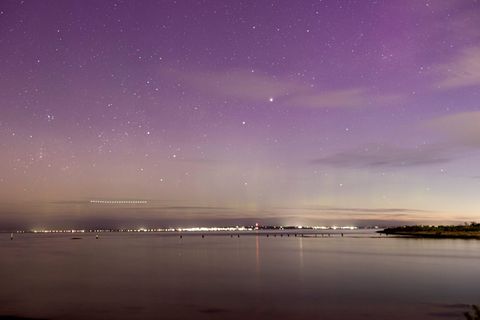 Die Aurora Australis begeisterte Menschen in Australien und Neuseeland. Foto: Ye Myo Khant/SOPA Images via ZUMA Press Wire/dpa