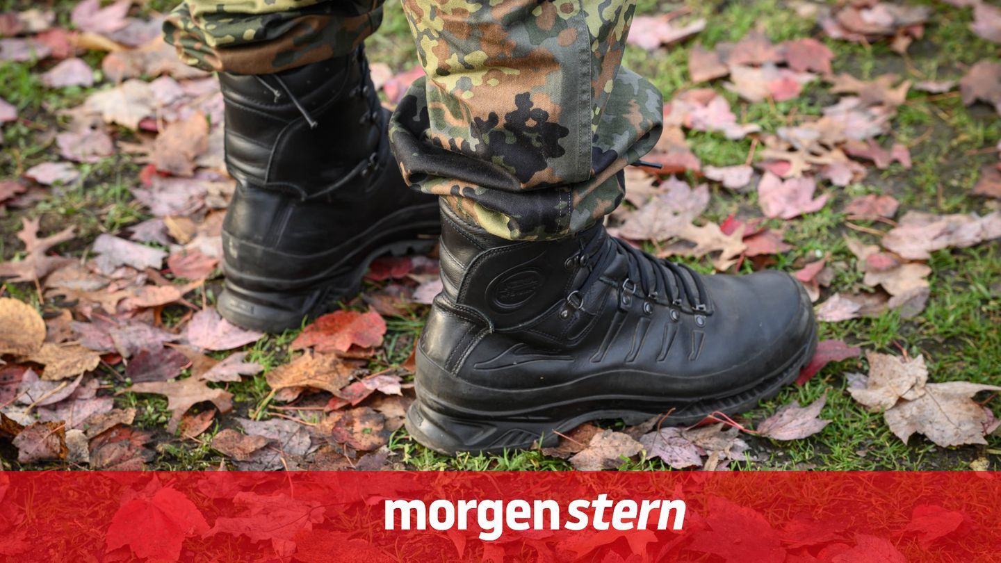 Die Stiefel eines Bundeswehrsoldaten: Sympbolbild Wehrdienst