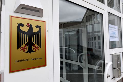 Nach einer Genehmigung durch das KBA darf die Paderborner Firma Holon ihr Elektro-Shuttle deutschlandweit im autonomen Fahrmodus