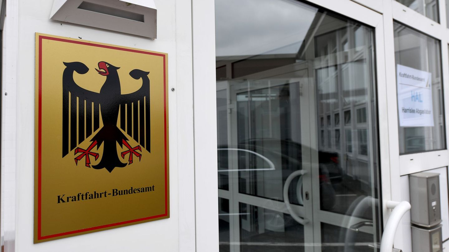 Nach einer Genehmigung durch das KBA darf die Paderborner Firma Holon ihr Elektro-Shuttle deutschlandweit im autonomen Fahrmodus