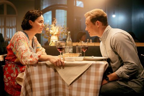 Matthias Schweighöfer (r) als Felix und Verena Altenberger als Paula in einer Szene das Films. Foto: Lars Nitsch/ProU Producers