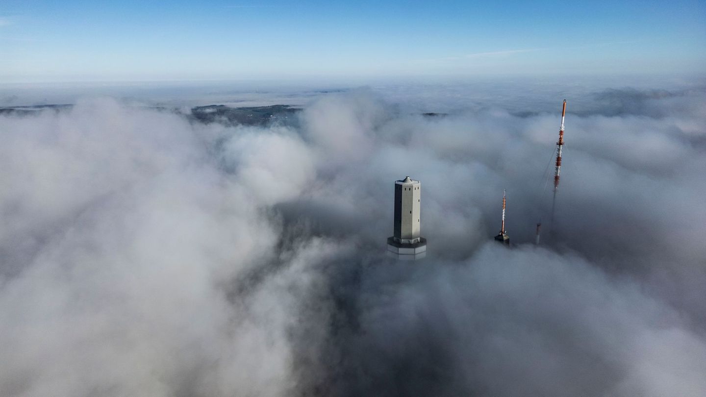 Nach der Auflösung von Nebelfeldern erwartet die Menschen in Südhessen Sonnenschein und milde Temperaturen. (Symbolfoto) Foto: B