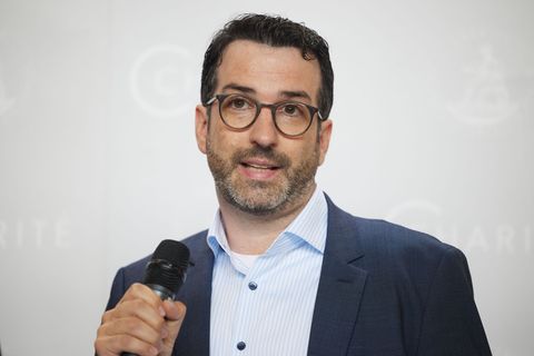 Alexander Meyer übernimmt die Leitung des neuen Instituts an der Charité. (Archivbild) Foto: Jörg Carstensen/dpa