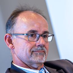 Für den Bau der Wolgaster Peenebrücke wartet MV-Verkehrsminister Wolfgang Blank (parteilos) noch immer auf die finale Finanzieru