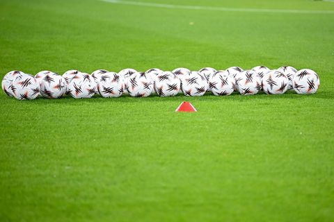 Fortuna Düsseldorf will neue Fußballplätze schaffen. (Symbolfoto) Foto: Harry Langer/dpa