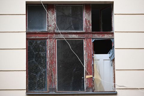 Nach den Worten von Wirtschaftsminister Kaweh Mansoori (SPD) standen 2022 mehr als 122.000 Wohnungen in Hessen leer. (Symbolbild