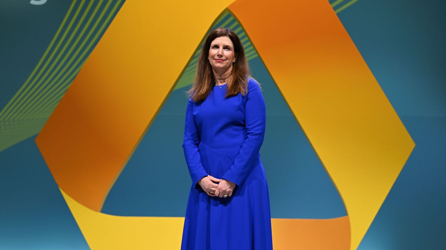 Commerzbank-Chefin Bettina Orlopp dringt auf mehr Reformtempo (Archivbild) Foto: Arne Dedert/dpa