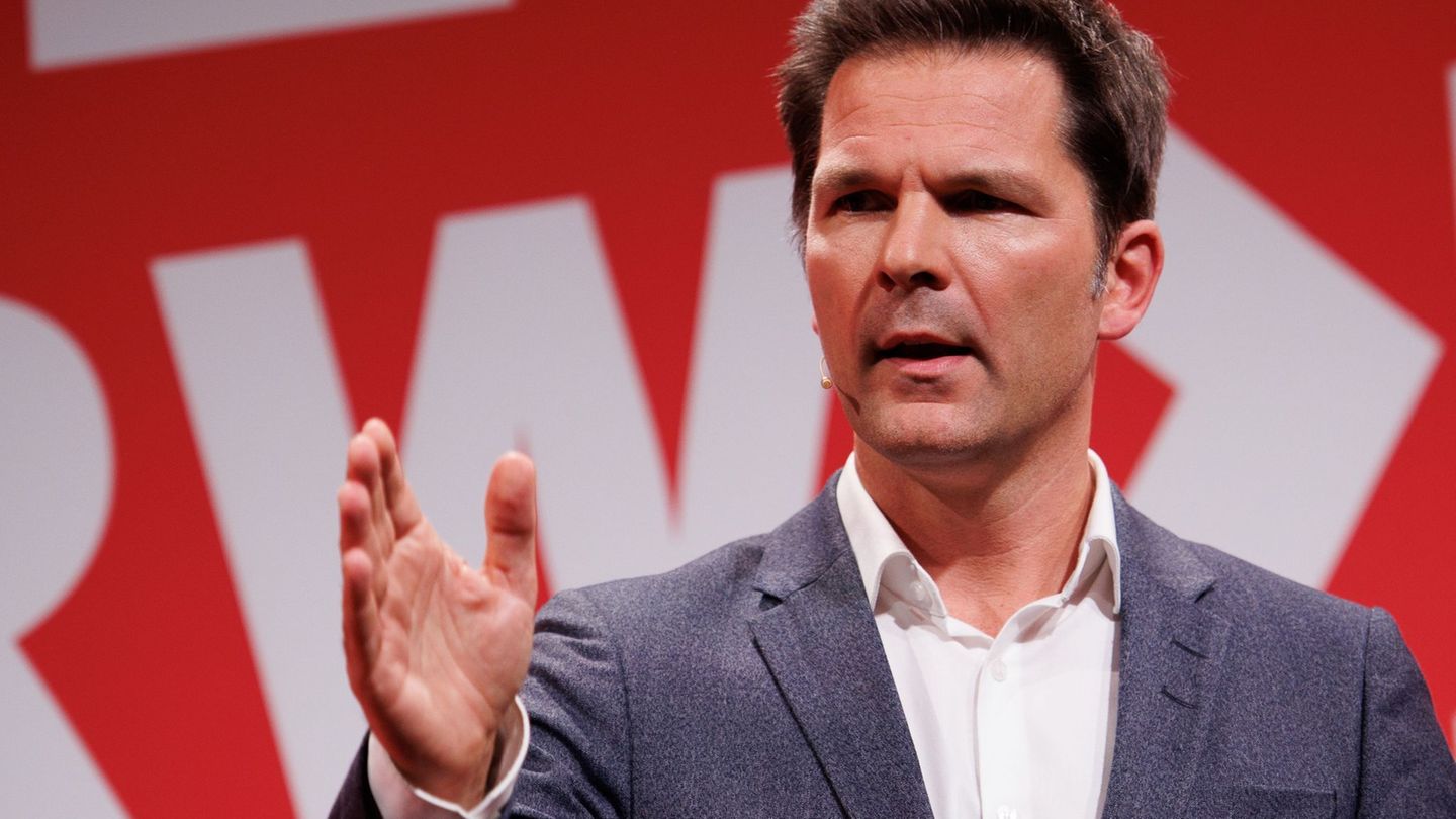 Der designierte Spitzenkandidat der Berliner SPD, Steffen Krach, hält die Kritik an seiner Partei für absurd. (Archivbild) Foto: