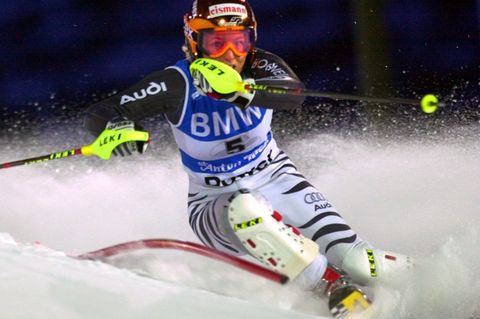 Martina Ertl 2001 bei der Ski-WM in St. Anton - ein Vierteljahrhundert später gibt ihre Tochter Romy das Debüt im Weltcup. (Arch