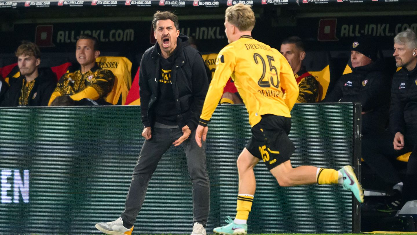 Im Testspiel gegen Drittligist Energie Cottbus traf Dresdens Jonas Oehmichen (r) zur Führung. (Archivbild) Foto: Robert Michael/