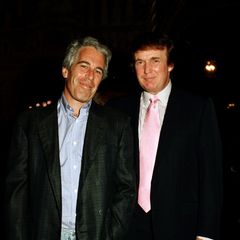 Jeffrey Epstein (l.) und Donald Trump 1997 in Trumps Anwesen Mar-a-Lago