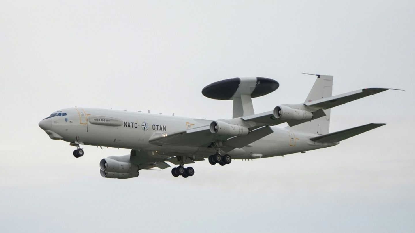 Aufklärungsflugzeug der Nato vom Typ E-3A AWAC