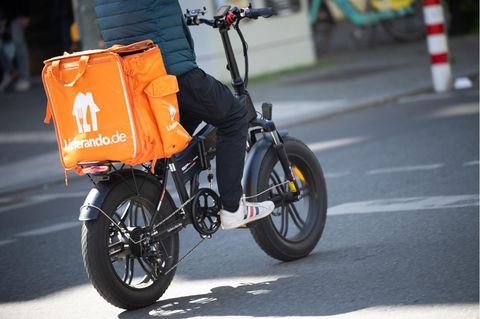 Schnell, billig, ausgeliefert: Das miese Spiel der Lieferdienste