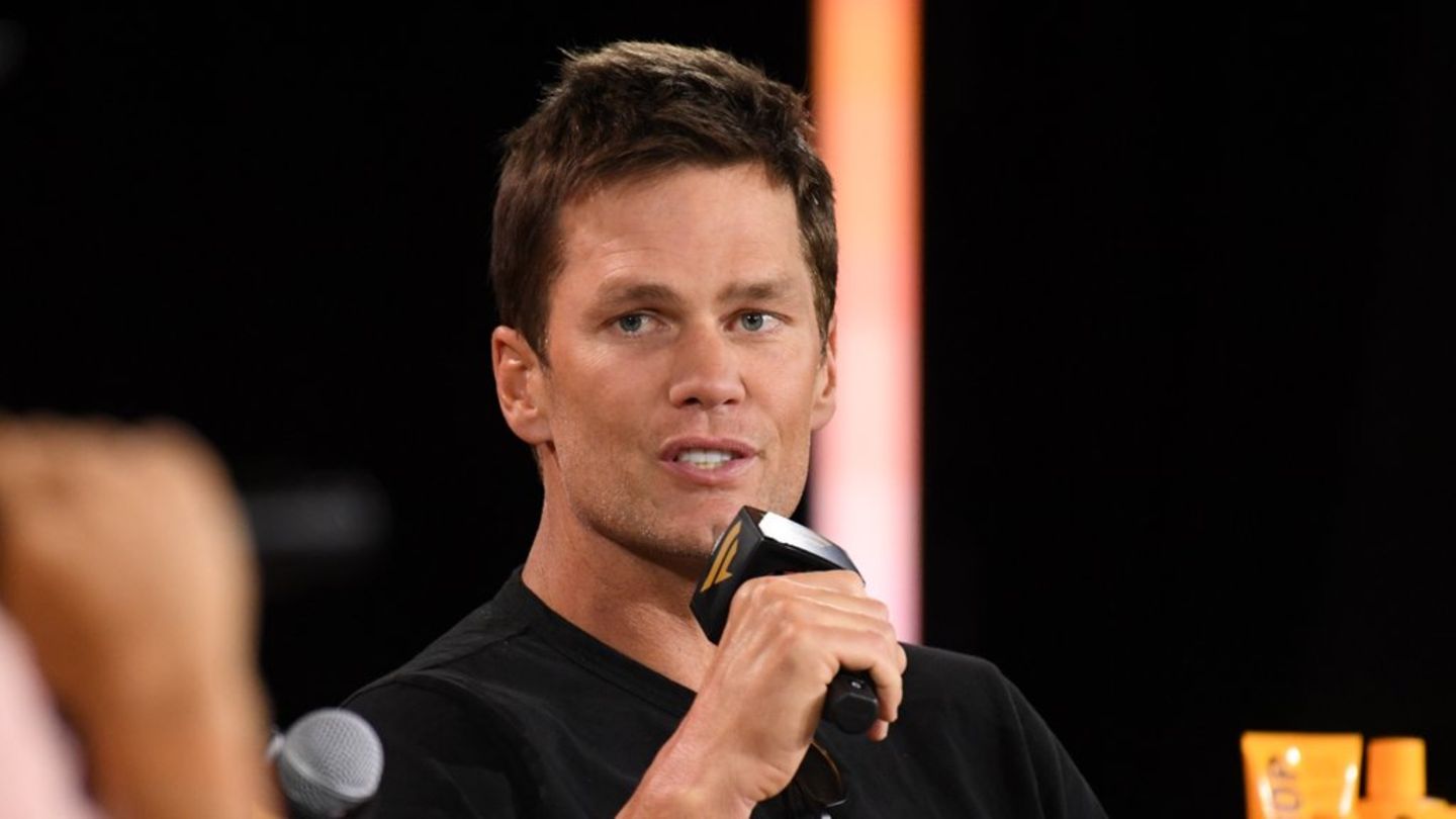 Tom Brady betreibt Läden für Sammelkarten.