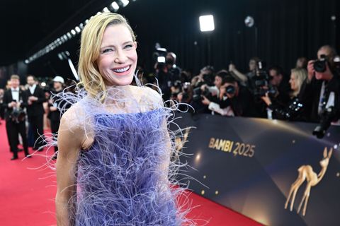 Cate Blanchett versucht sich neuerdings an einem Hobby. Foto: Peter Kneffel/dpa
