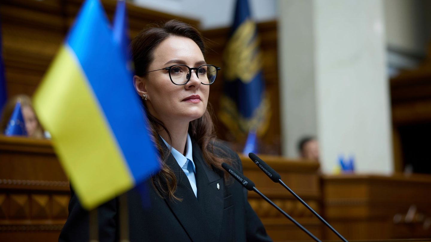 Die ukrainische Regierungschefin Julia Swyrydenko hat eine schärfere Kontrolle von Staatsbetrieben angekündigt. (Archivbild) Fot