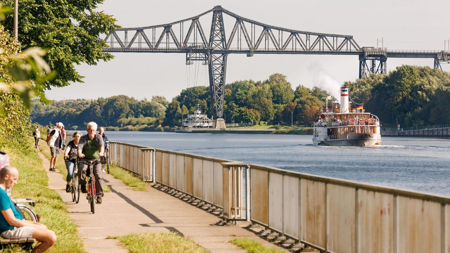 Der Nord-Ostsee-Kanal ist weiterhin nur eingeschränkt nutzbar. Mehrkosten für Reedereien sollen weiter abgefedert werden. (Archi