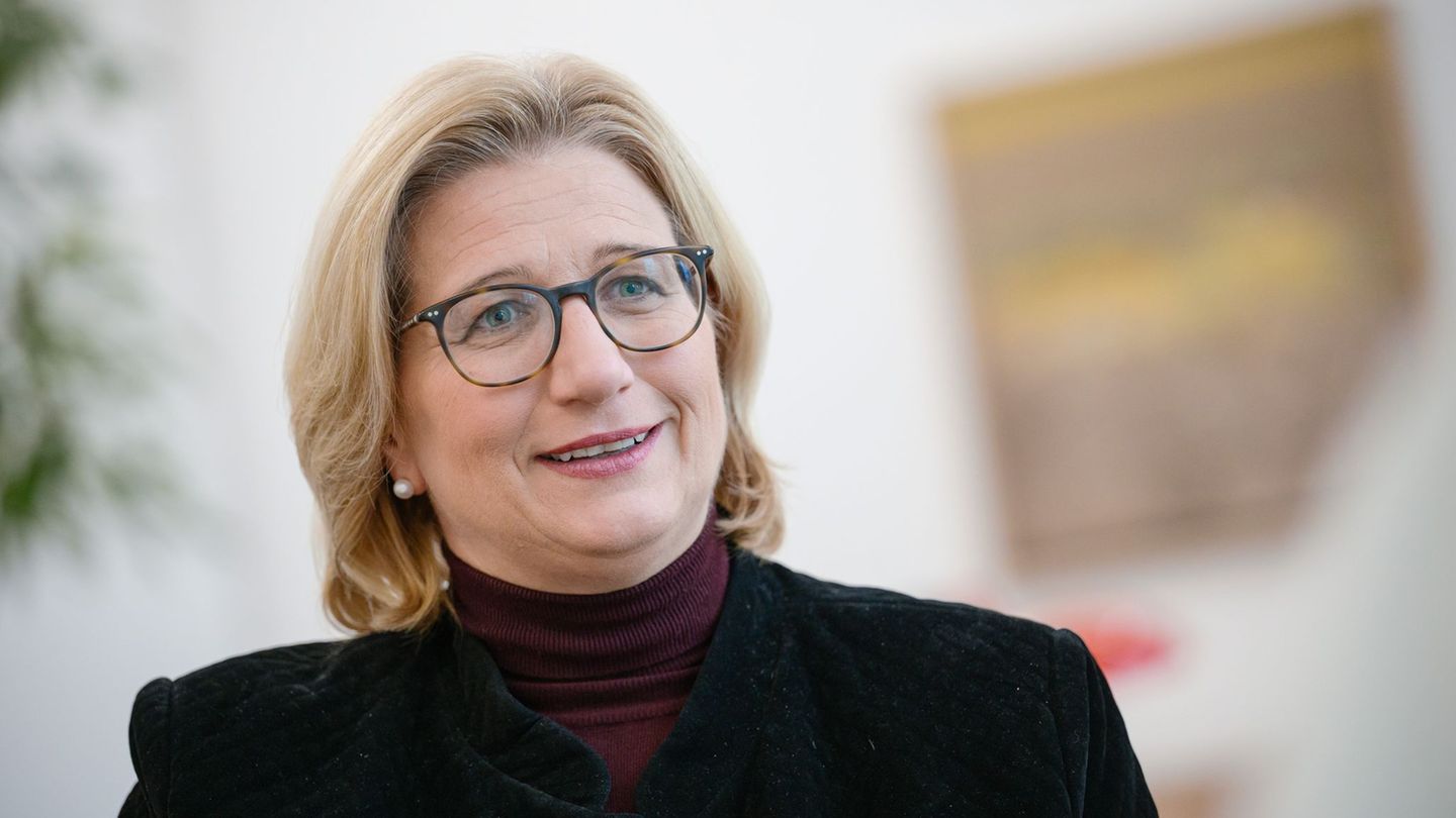 Rehlinger ist seit März 2018 Vorsitzender der SPD Saar (Archivbild) Foto: Oliver Dietze/dpa