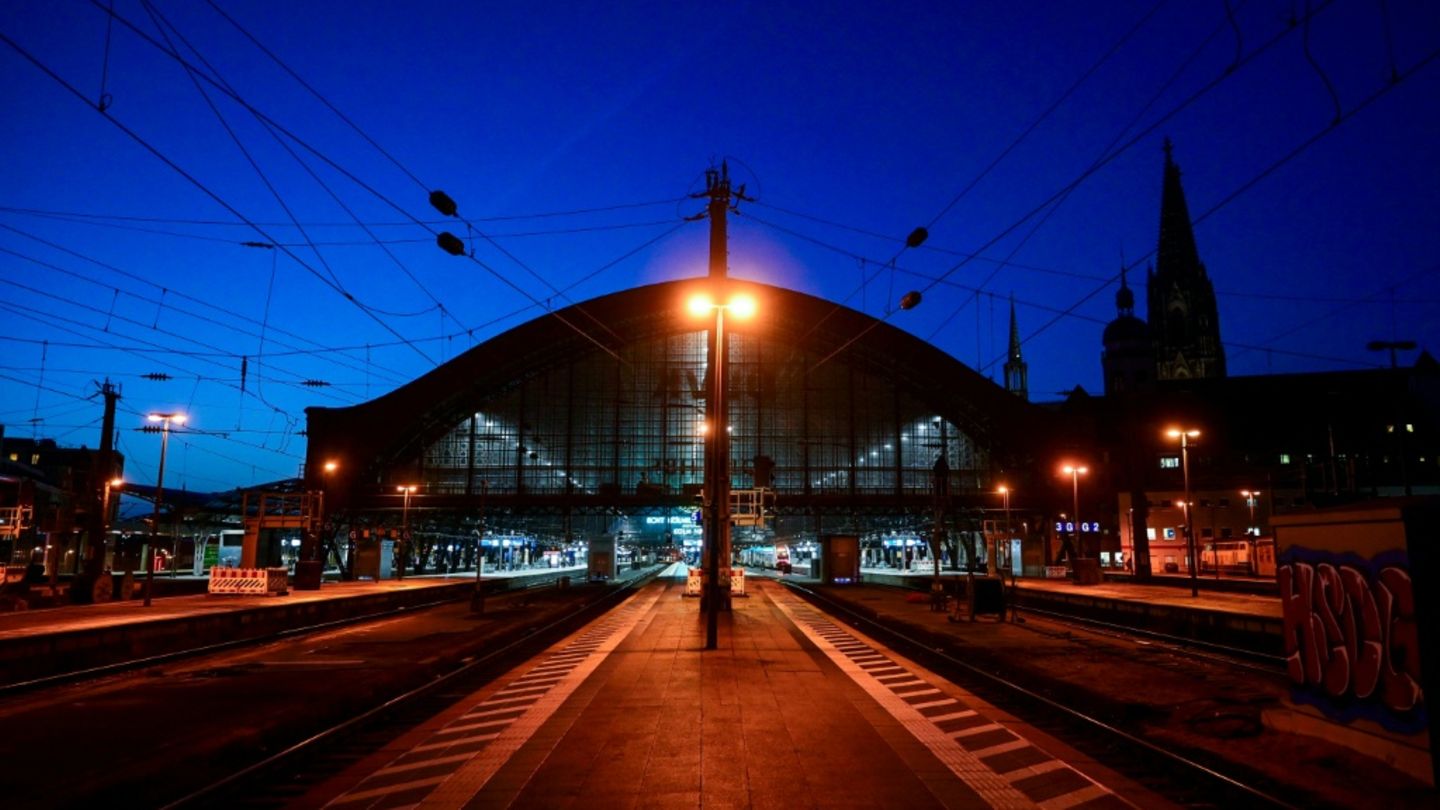Kölner Hauptbahnhof wird gesperrt