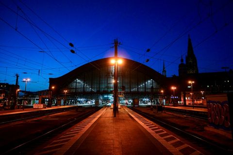 Kölner Hauptbahnhof wird gesperrt