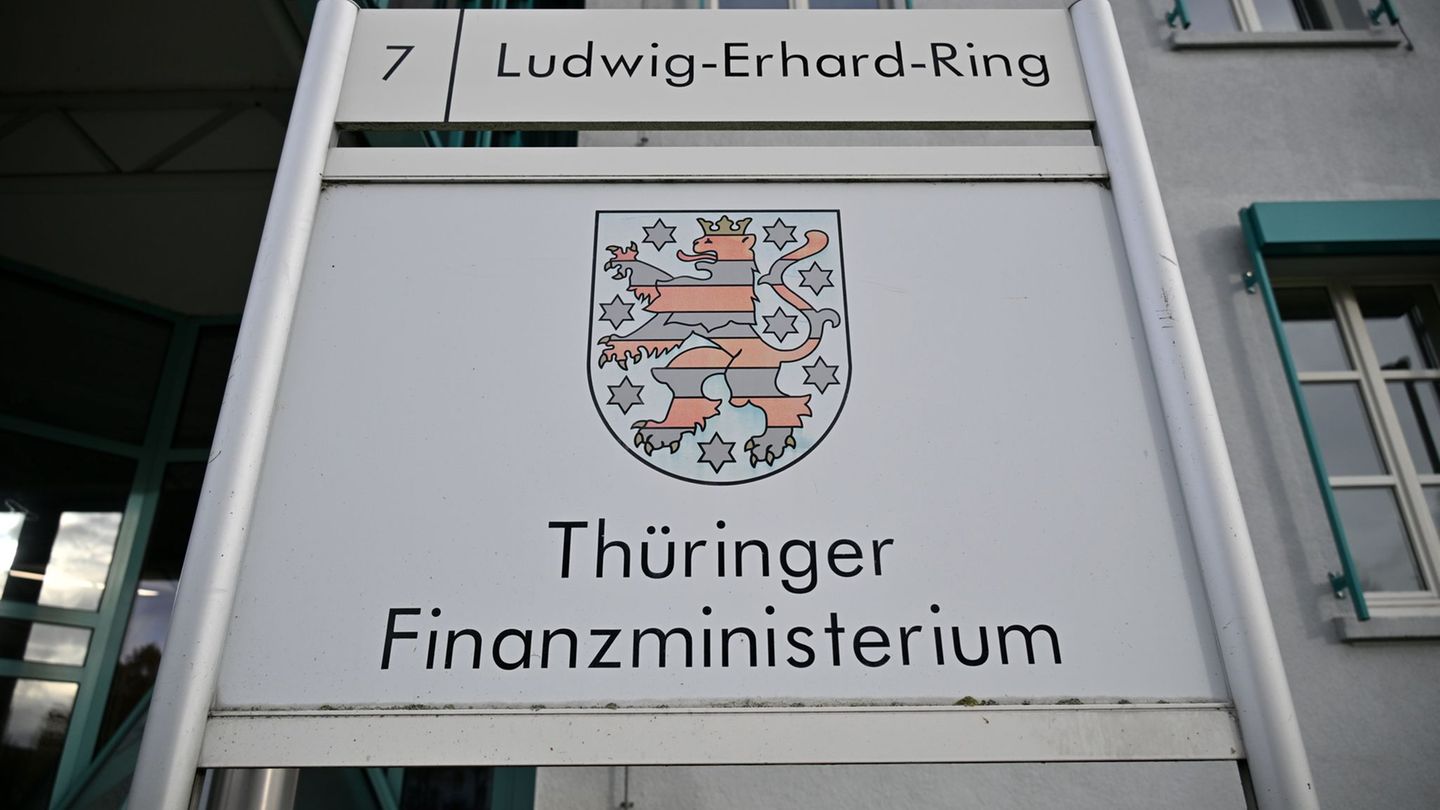 Finanzieller Nachschlag für Thüringens Kommunen? (Illustration) Foto: Martin Schutt/dpa