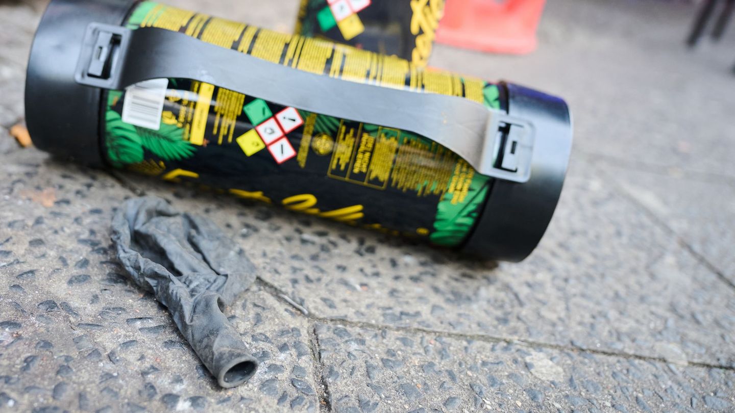 In Hamburg ist der Verkauf von Lachgas an junge Menschen schon länger verboten. Dass es nun bundesweit gilt, findet die Hamburge