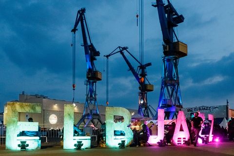 Nach einem Jahr Pause gibt es 2026 wieder das Elbjazz-Festival in Hamburg. (Archivfoto) Foto: Markus Scholz/dpa