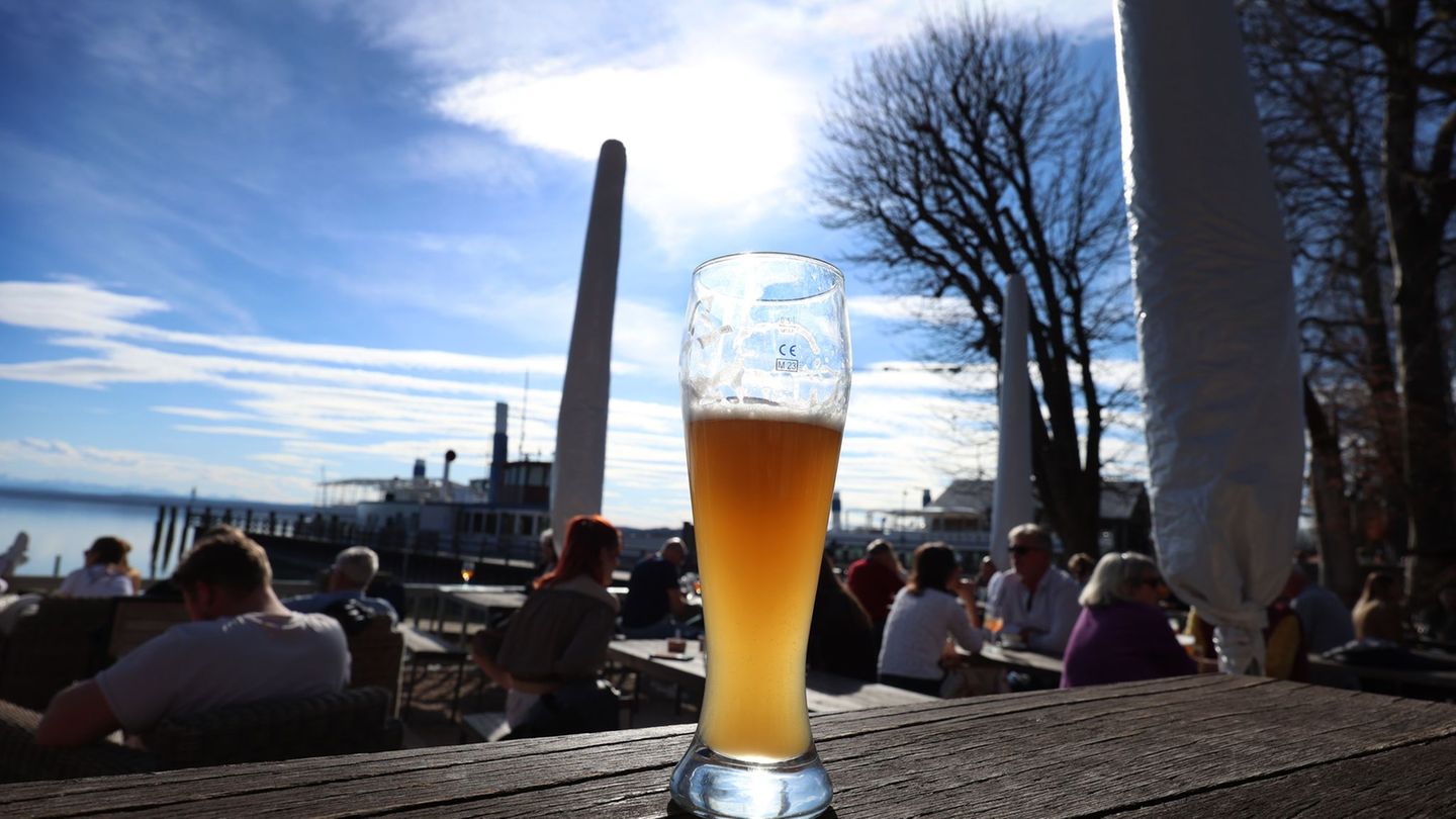 In Oberbayern schlüpft die Weißbierbrauerei Hopf jetzt unter das Dach der Tegernseer Brauerei. (Symbolbild) Foto: Karl-Josef Hil