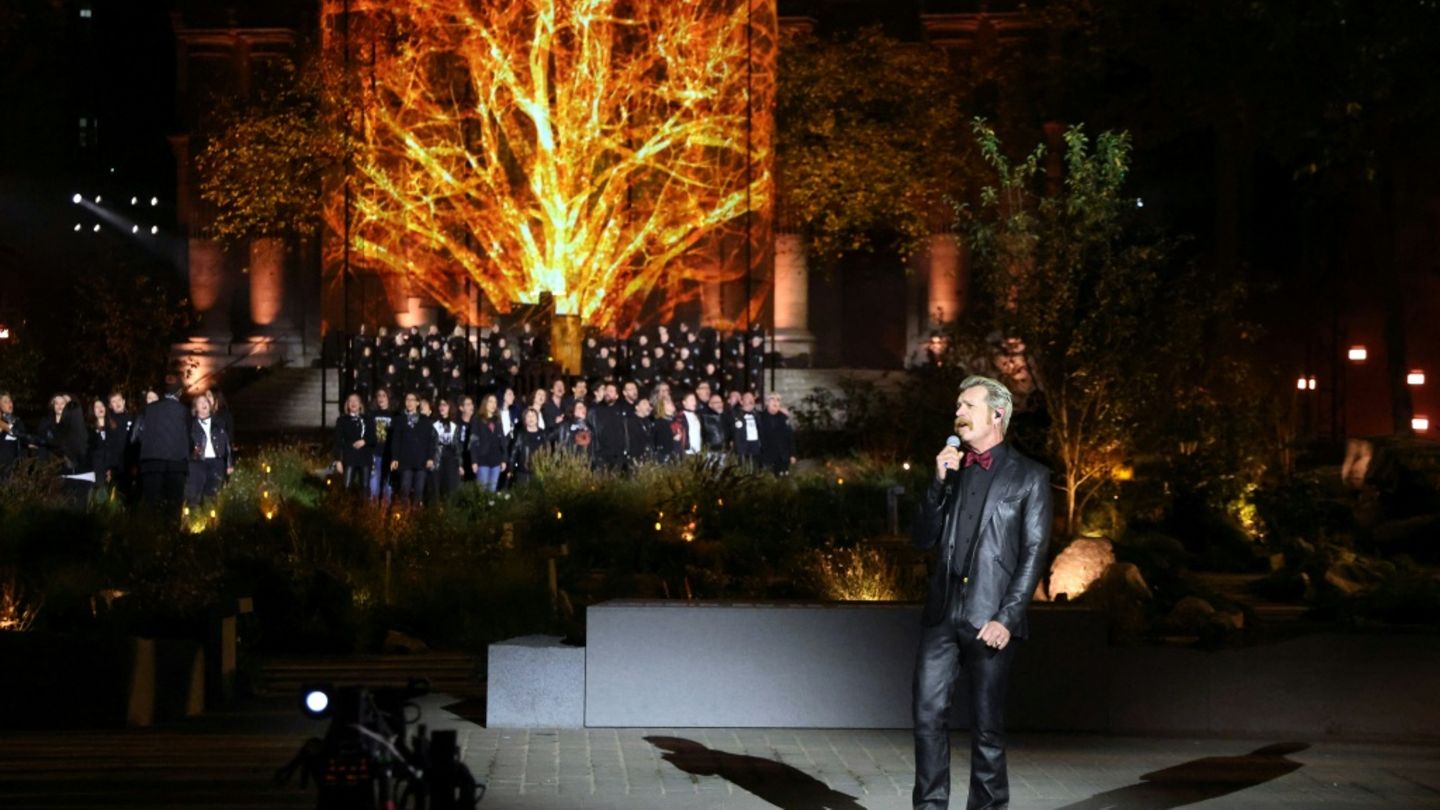 Jesse Hughes auf der Gedenkfeier