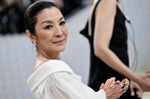 Die Berlinale ehrt Michelle Yeoh mit dem Goldenen Ehrenbären. (Archivbild) Foto: Evan Agostini/Invision/AP/dpa