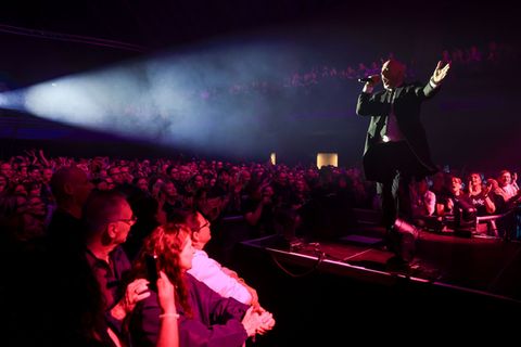 Unheilig sind zurück auf der Bühne. Foto: Jan Woitas/dpa