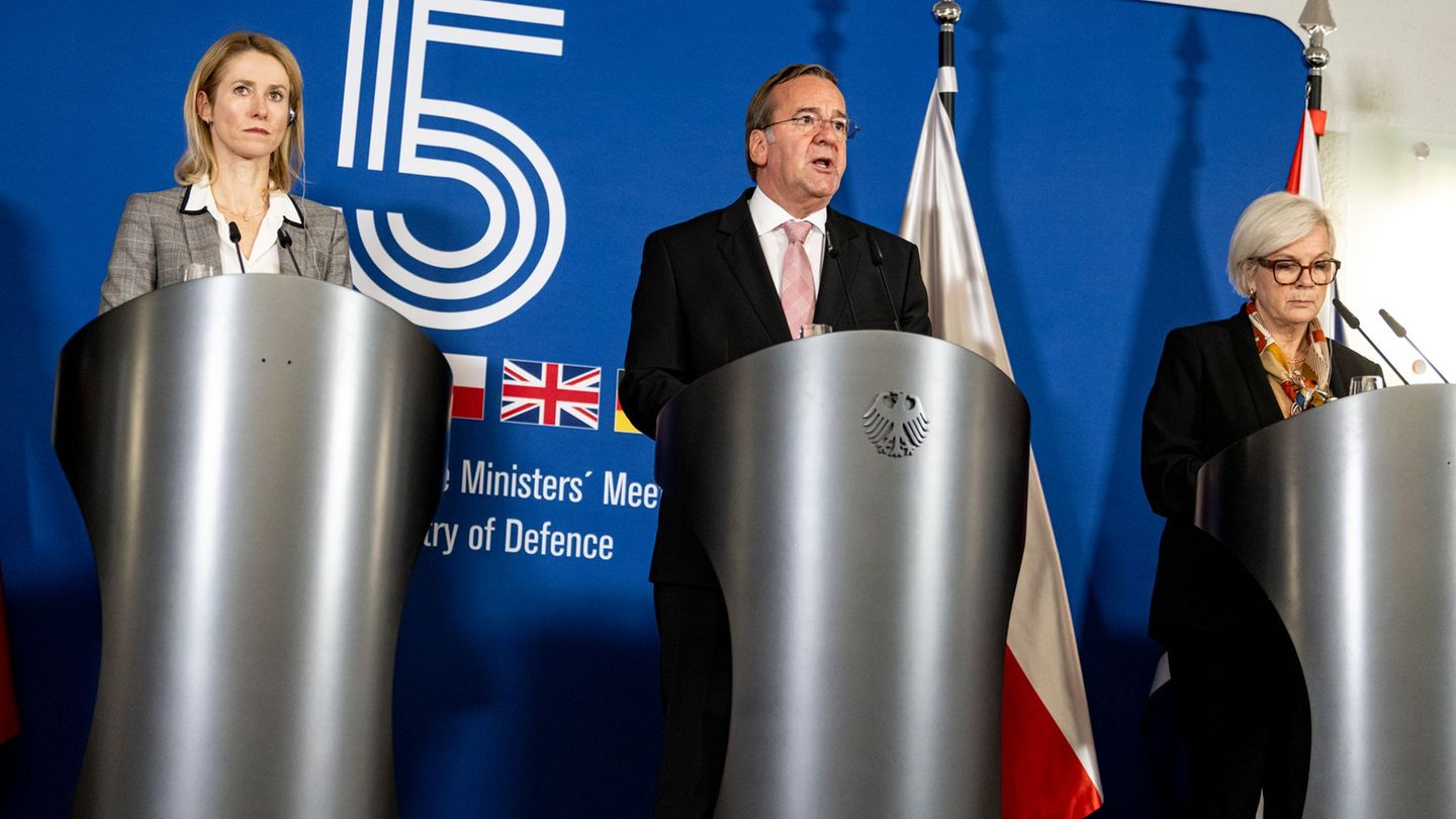 Verteidigungsminister Boris Pistorius kündigt frisches Geld für die Lieferung von US-Rüstungsgütern an die Ukraine an. (Archivbi