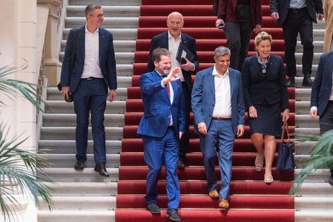 Die Spitzen von CDU und SPD in Berlin treffen sich regelmäßig zum Koalitionsausschuss. Foto: Christophe Gateau/dpa