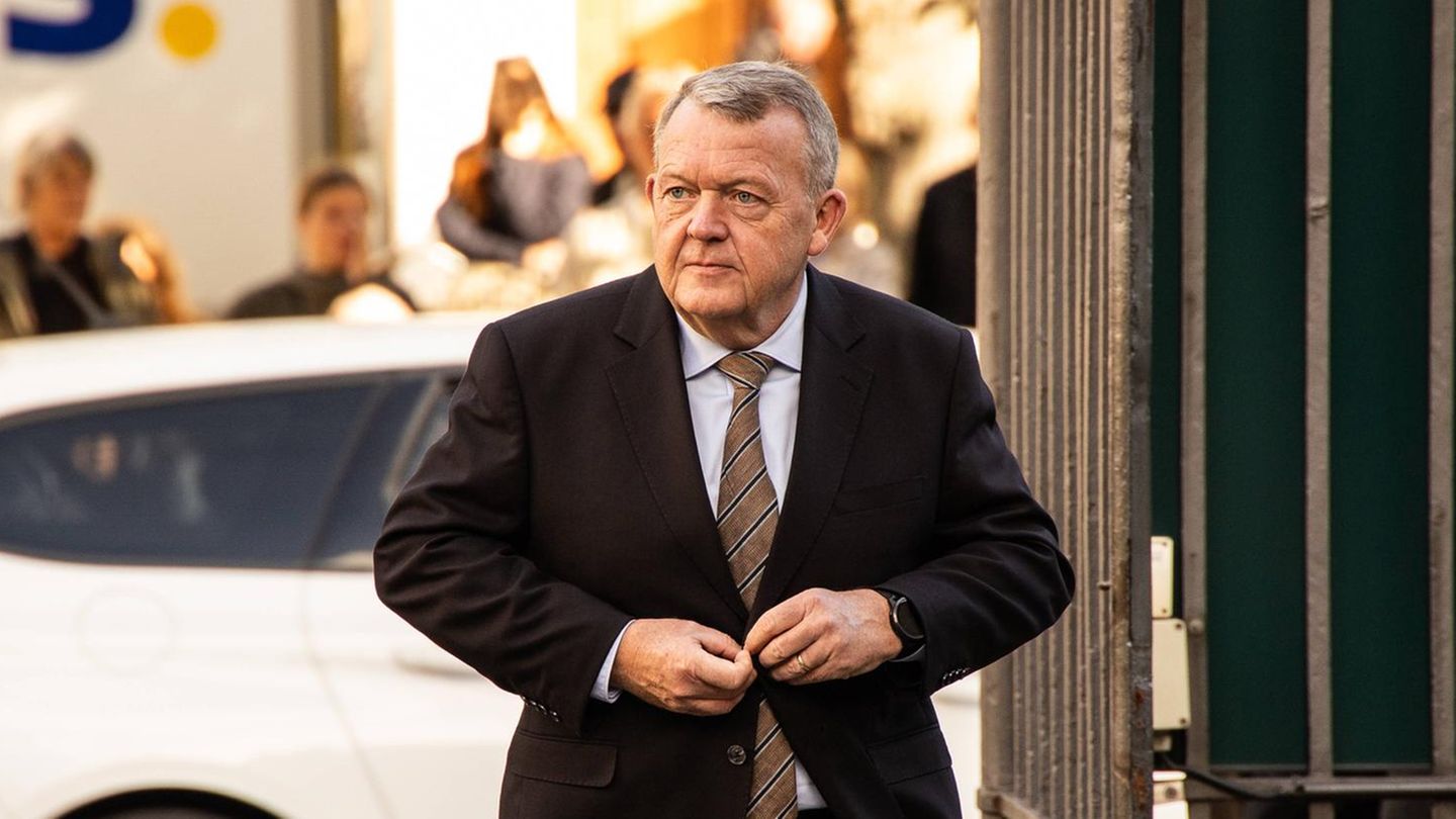 Lars Løkke Rasmussen ist Außenminister Dänemarks und war auch mehrere Jahre der Regierungschef des Landes. Sein politischer Prominentenstatus geht aber auch mit Kritik und Hass im Netzt einher