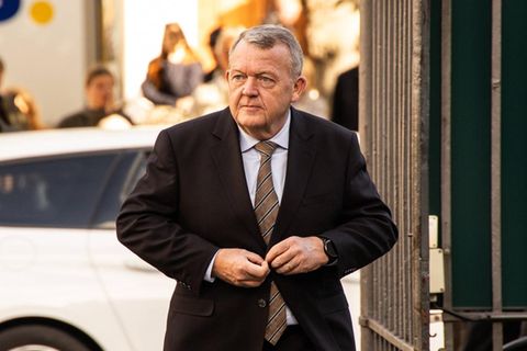 Lars Løkke Rasmussen ist Außenminister Dänemarks und war auch mehrere Jahre der Regierungschef des Landes. Sein politischer Prominentenstatus geht aber auch mit Kritik und Hass im Netzt einher