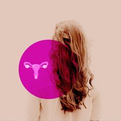 Wechseljahresbeschwerden: Symbolbild einer Frau von hinten