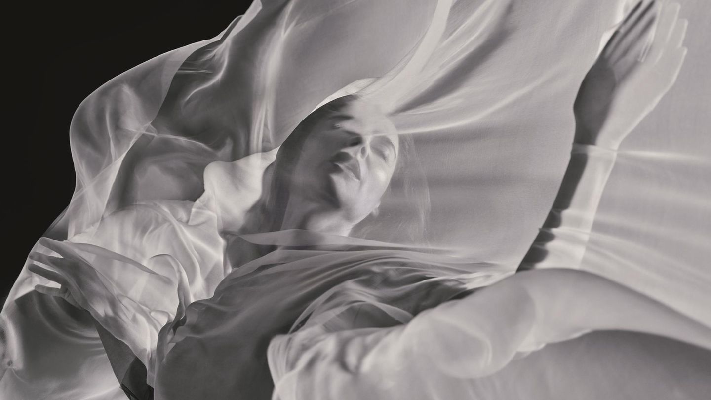 Schauspielerin Luisa Ranieri, 51, im Pirelli-Kalender 2026