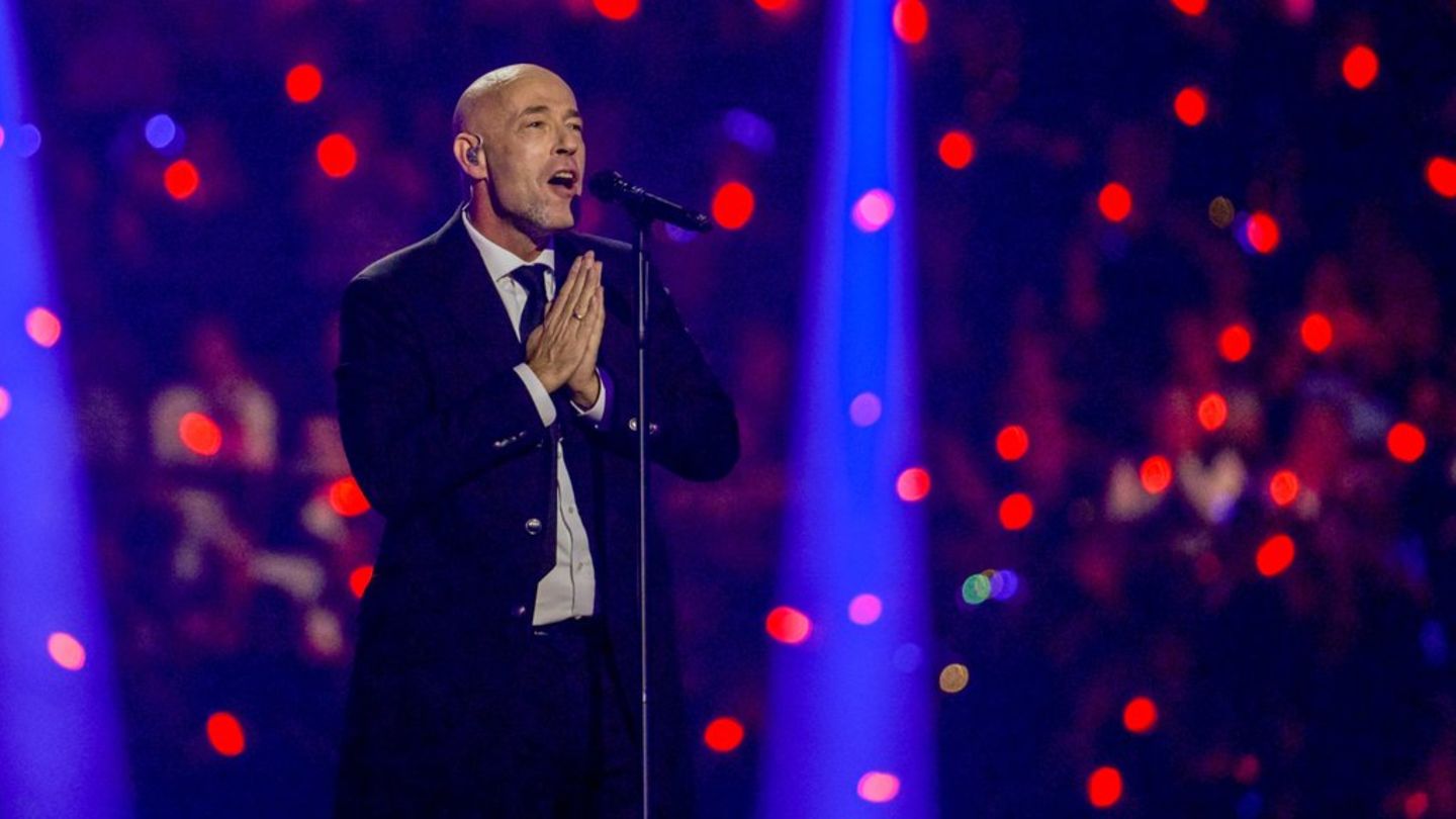 Der Graf stürzte bei seinem Comeback-Konzert auf der Bühne schwer.