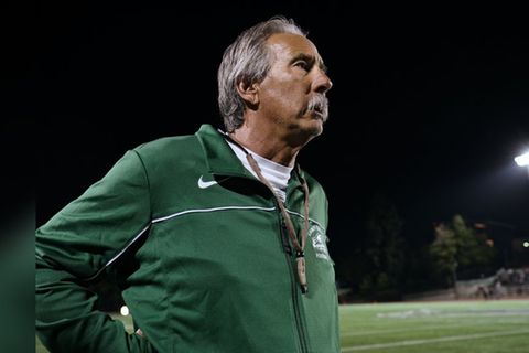 Liegt aktuell in kritischem Zustand in der Klinik: Football-Coach John Beam.