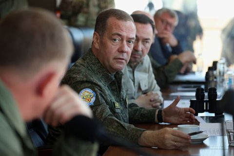 Medwedew wirft der Bundesregierung die Unterdrückung der Opposition in Deutschland vor. (Archivbild) Foto: Ekaterina Shtukina/Po