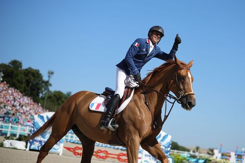 Julien Epaillard hat das Springen in Stuttgart gewonnen. (Archivbild) Foto: Rolf Vennenbernd/dpa