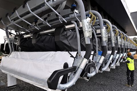 Die Eröffnung der Fellbergbahn, einem sechssitzigen Sessellift, ist für den 20. Dezember geplant. Insgesamt sind rund 15,8 Milli