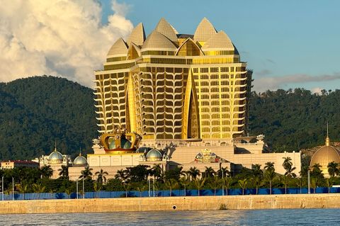 Im neuen chinesischen Schattenreich am Goldenen Dreieck regieren Glücksspiel und Prunk. Foto: Carola Frentzen/dpa