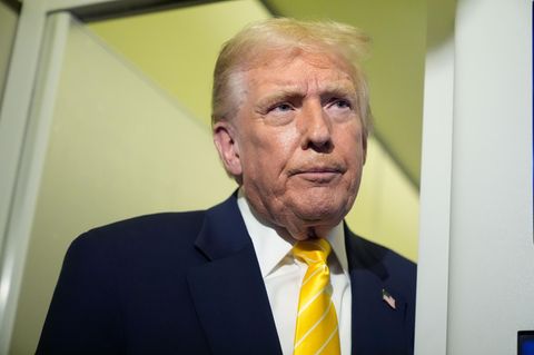 Donald Trump über eine Klage gegen BBC: "Ich denke, ich muss das tun. Sie haben sogar zugegeben, betrogen zu haben"