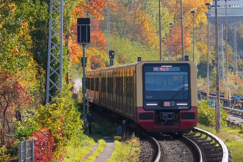 Bauarbeiten sorgen am Wochenende für Einschränkungen bei der S-Bahn. (Symbolbild) Foto: Soeren Stache/dpa