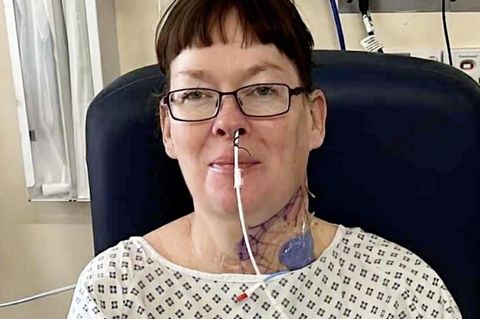 Eine Frau nach einer OP